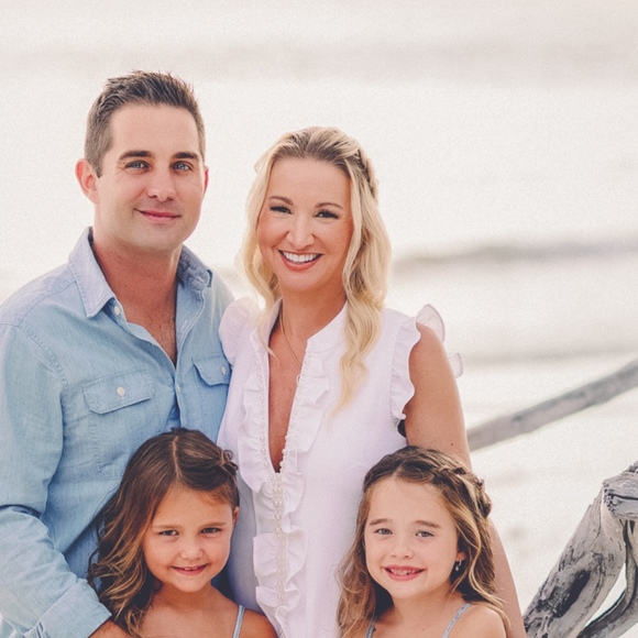 Meet your Posher, Jenna - Picture 1 of 1